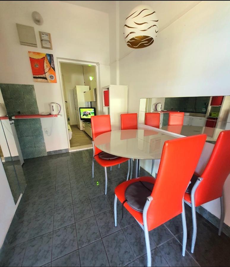 Unique Apartments มาลินสกา ภายนอก รูปภาพ